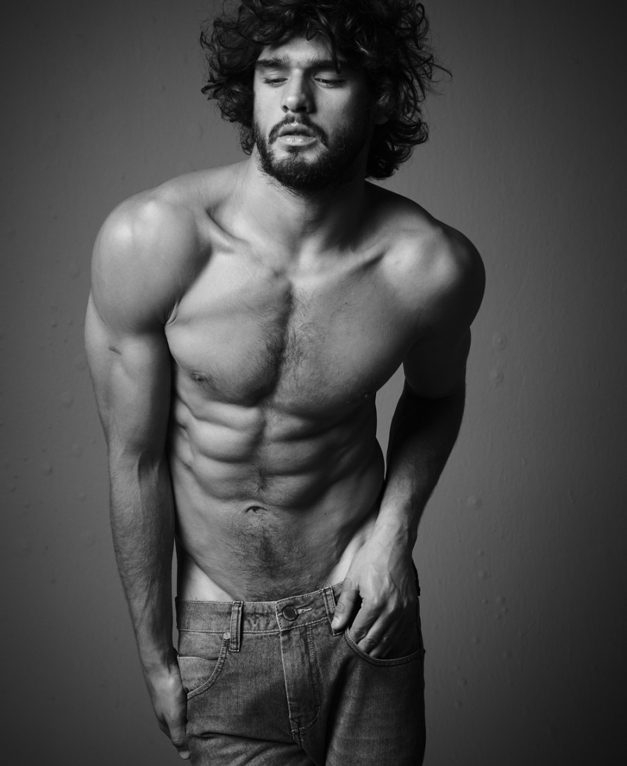 Marlon Teixeira Hits the Studio with Luciana Izuka – The Fashionisto