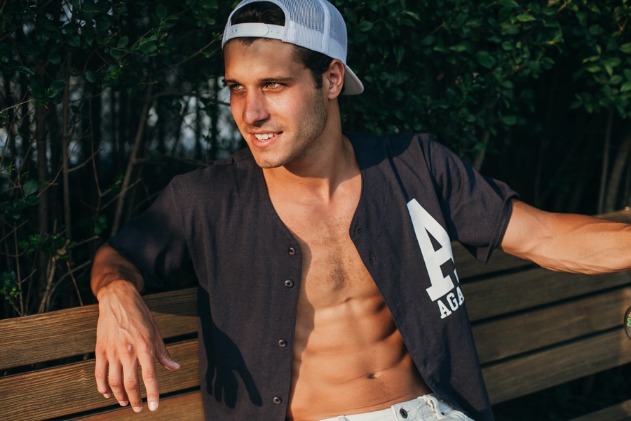 Коди 10. Male model Cody Calafiore.