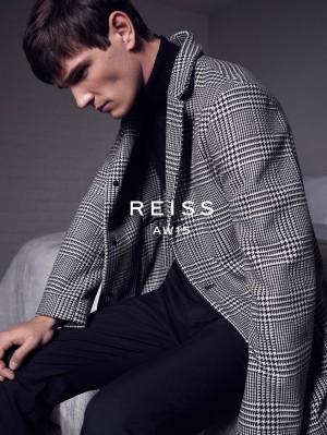 Reiss Features Smart Styles for Fall/Winter 2015 Campaign – The Fashionisto