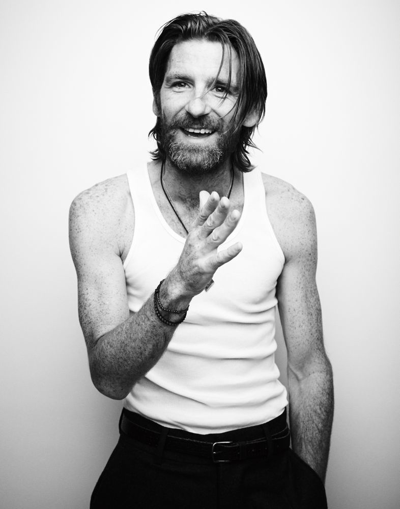 Actor Paul Anderson Poses For Interview Shoot Chats The Revenant The Fashionisto 
