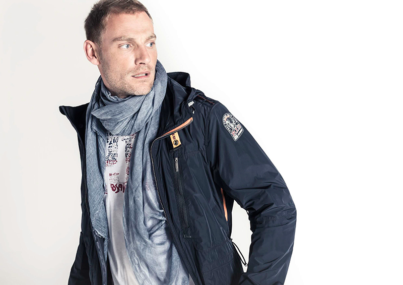 parajumpers flyweight