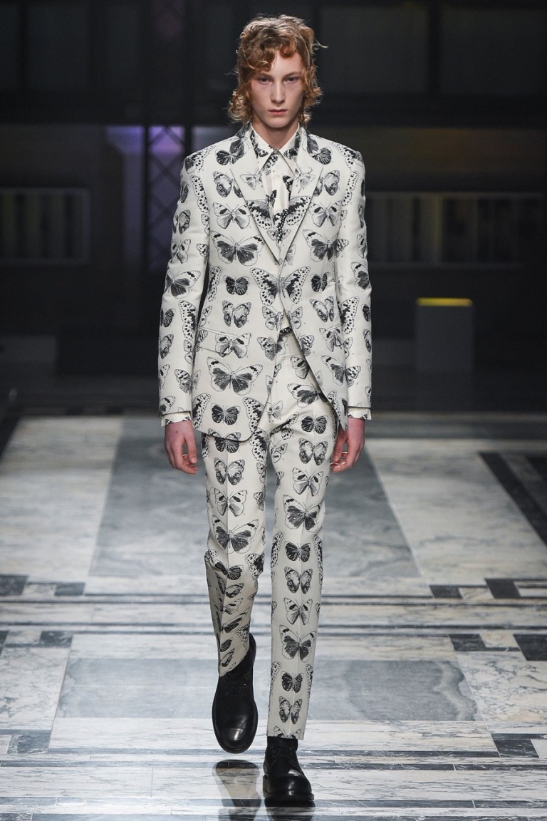 Alexander McQueen 2016 Fall/Winter Men's Collection