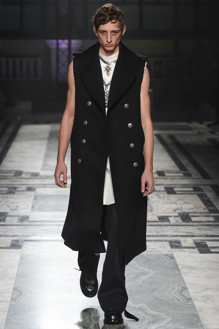 Alexander McQueen 2016 Fall/Winter Men's Collection | The ...