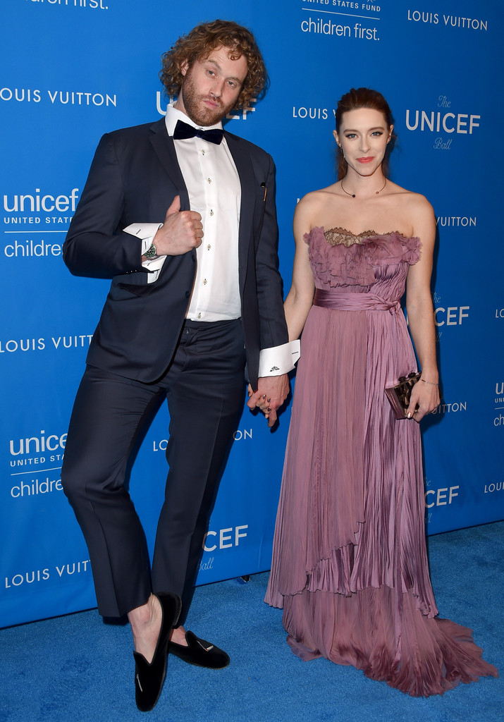 David Beckham, Xavier Dolan + More Step Out for 2016 UNICEF Ball – The  Fashionisto