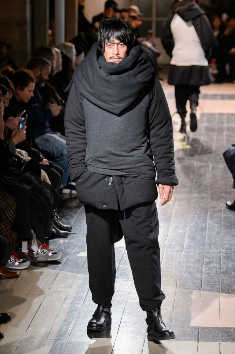 Yohji Yamamoto 2016 Fall/Winter Men's Collection