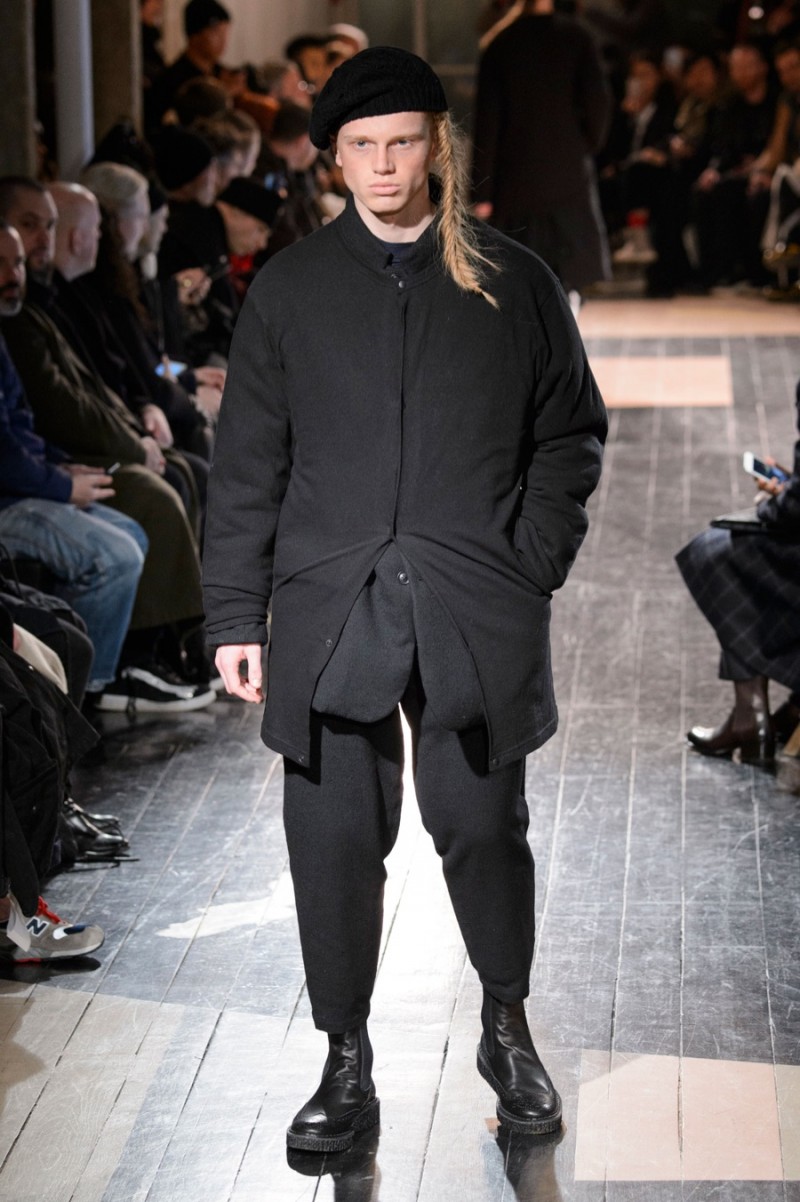 Yohji Yamamoto 2016 Fall/Winter Men's Collection