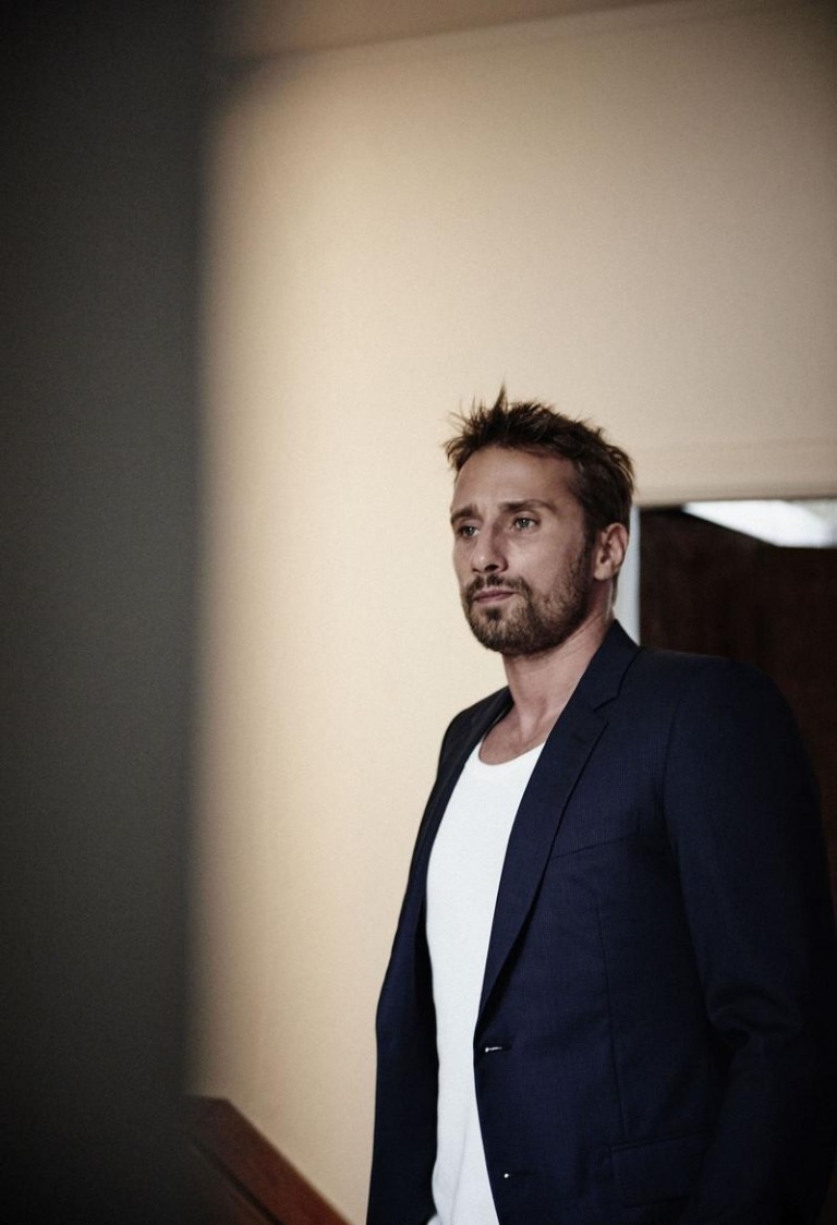 Matthias Schoenaerts Covers L'Officiel Hommes Italia – The Fashionisto