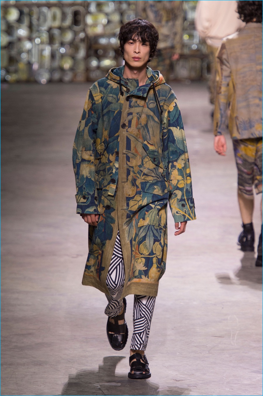 Dries Van Noten 2017 Spring/Summer Men's Runway Collection