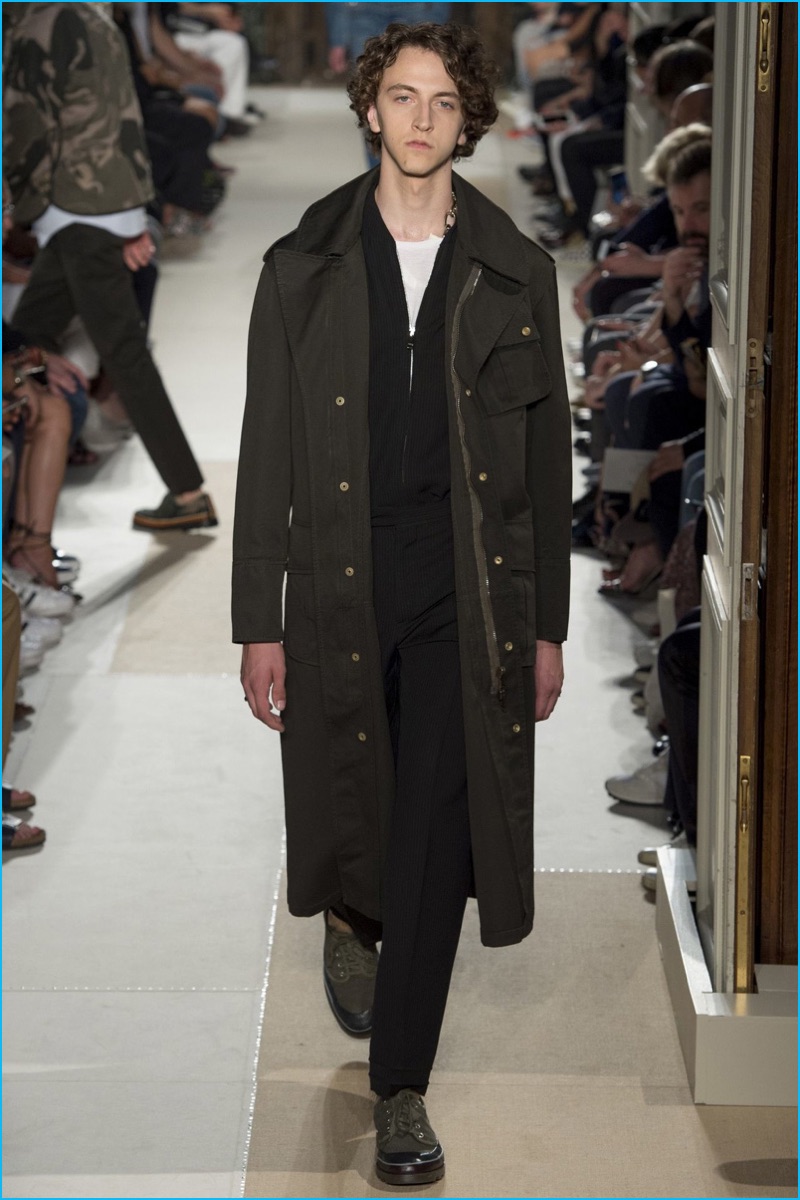 Valentino 2017 Spring/Summer Men's Runway Collection