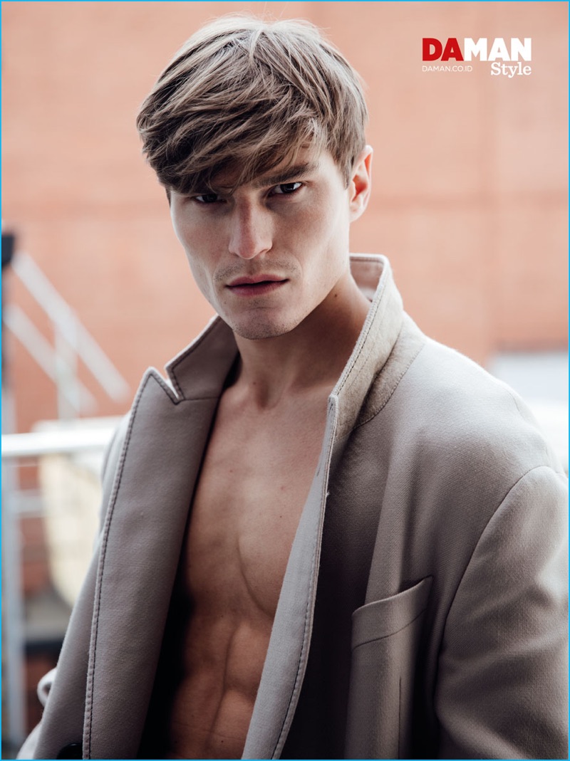 Oliver Cheshire - Model Profile - Photos & latest news