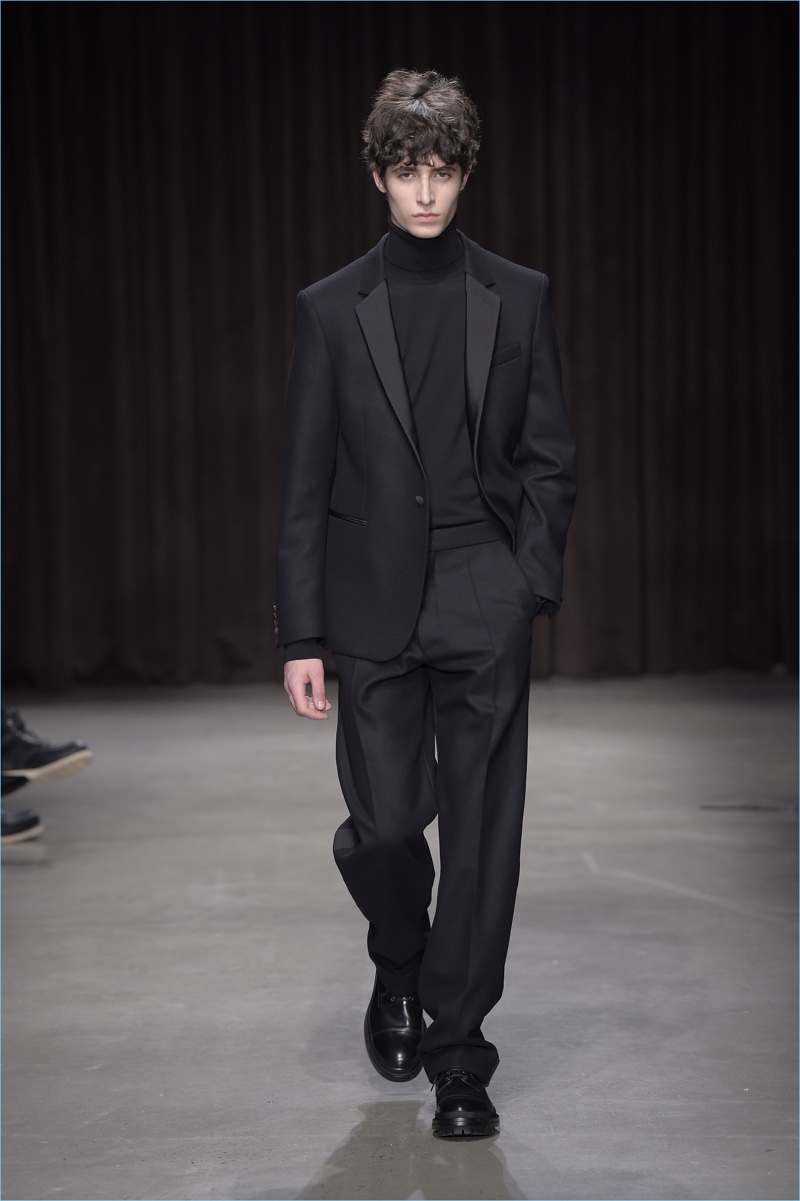 BOSS Hugo Boss Fall/Winter 2017 Men's Collection