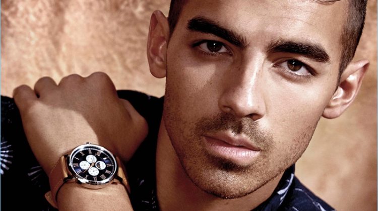 Joe Jonas stars in the spring-summer 2017 GUESS Watch campaign.