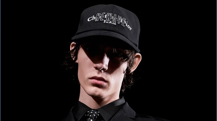 Military style tailoring is front and center for Dior Homme's fall-winter 2017 collection.