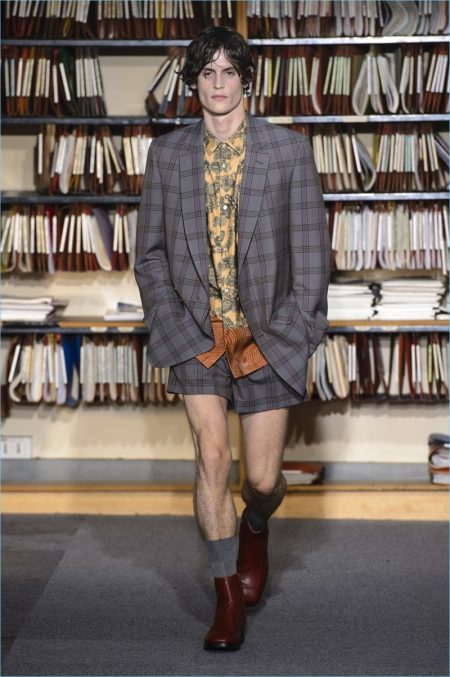 Dries Van Noten Channels 80s Style for Spring '18 Collection – The ...