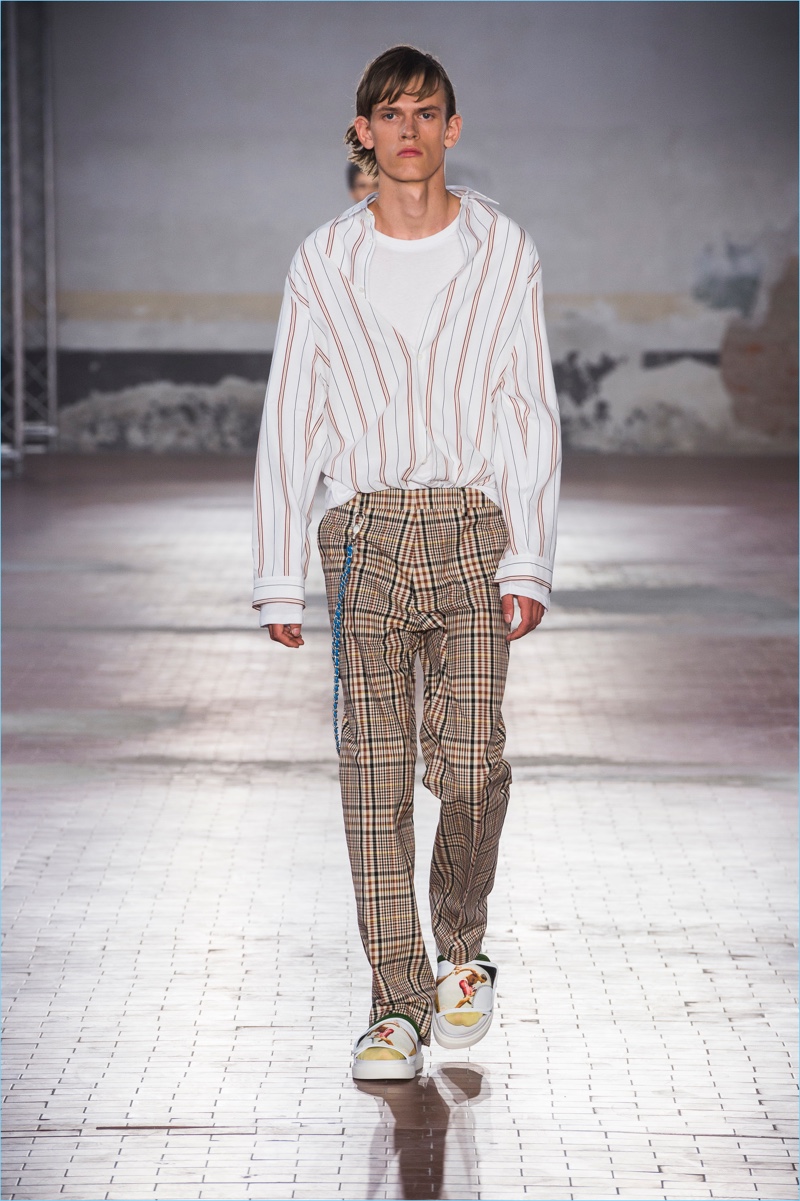 N°21 Spring/Summer 2018 Men's Runway Collection