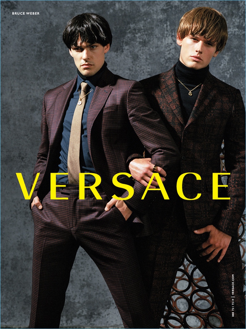 DIARY OF A CLOTHESHORSE: VERSACE MENSWEAR AW 17 AD CAMPAIGN