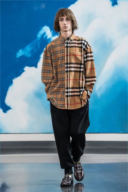 限定数特別価格 Gosha Rubchinskiy ゴーシャラブチンスキー パーカー