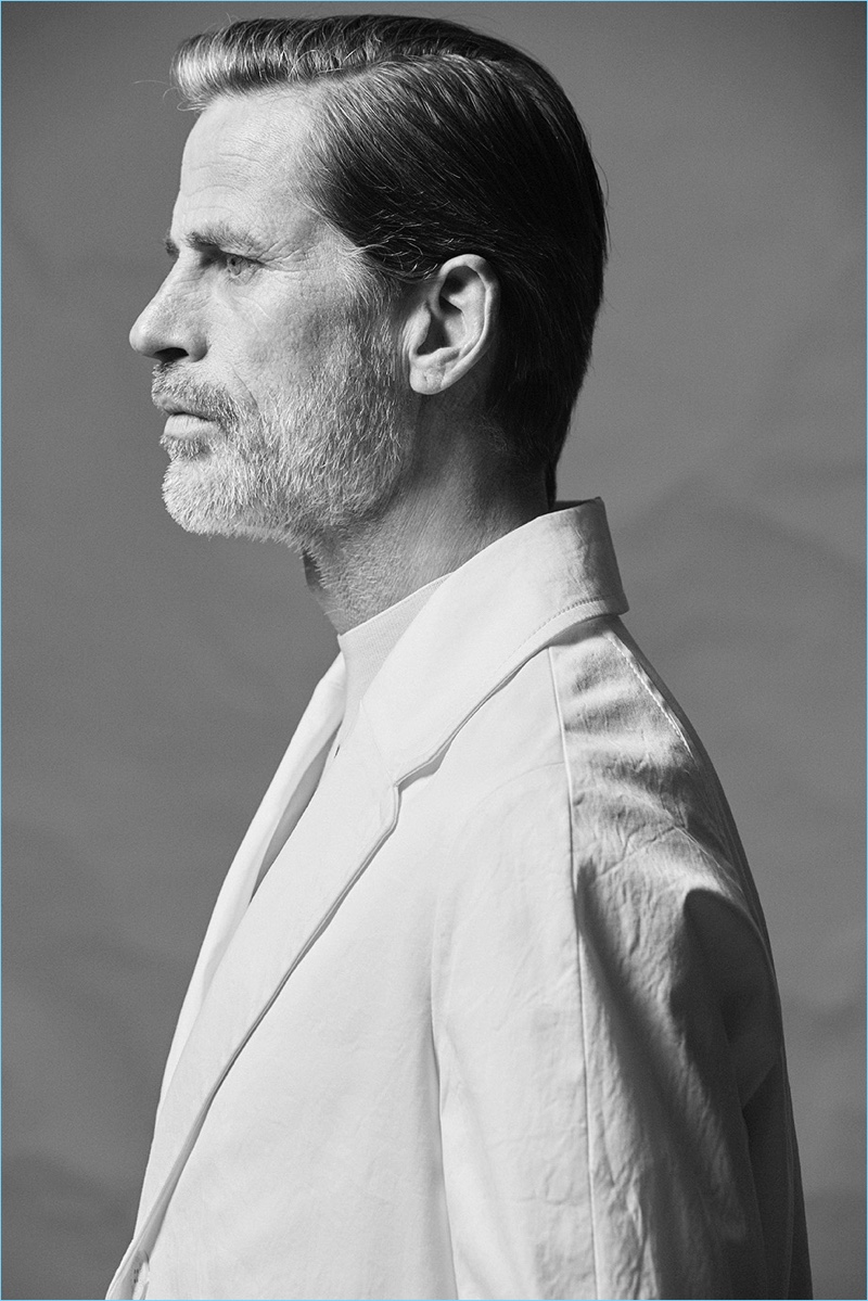 Mark-Vanderloo-2018-Editorial-Esquire-Espana-004.jpg