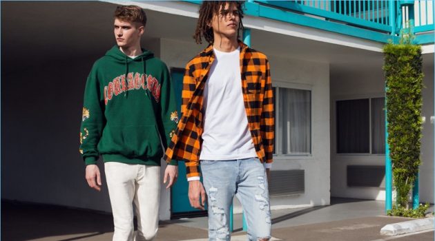 Left: Logan Flatte wears a H&M Divided sweatshirt, white jeans, and a tee. Right: Roberto Rossellini wears a plaid flannel shirt with a tee and ripped jeans.