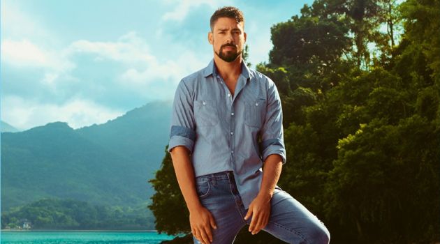 Cauã Reymond stars in Colcci's spring-summer 2019 campaign.