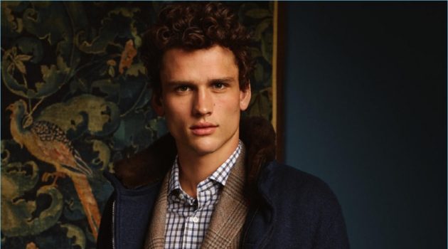 A chic vision, Simon Nessman models ISAIA.