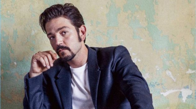 Diego Luna 2018 Life and Style Mexico 005