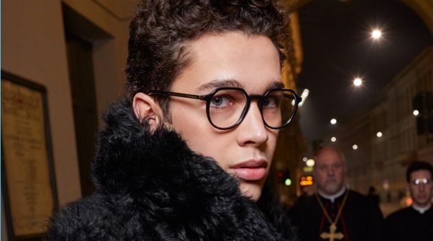 Austin Mahone appears in Dolce & Gabbana's fall-winter 2018 eyewear campaign.