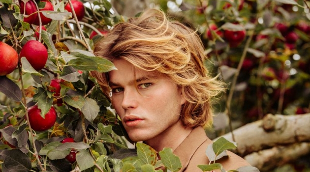 Jordan Barrett 2018 VMAN 015