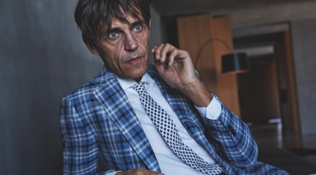 Didier Vinson dons a checked suit jacket by Luigi Bianchi Mantova.