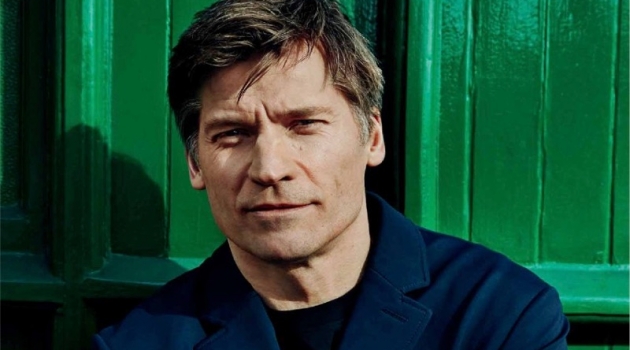 Connecting with Euroman, Nikolaj Coster-Waldau wears a BOSS coat with a Calvin Klein t-shirt.