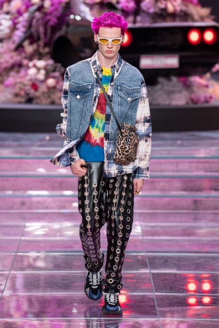 Versace Spring 2020 Menswear Collection