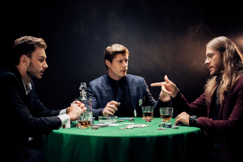 Poker Dress: What to to a Poker Night?