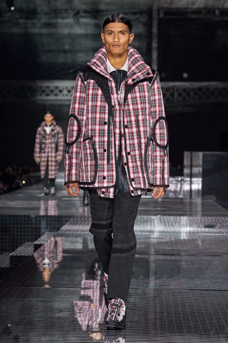 BURBERRY FALL WINTER 2020 COLLECTION