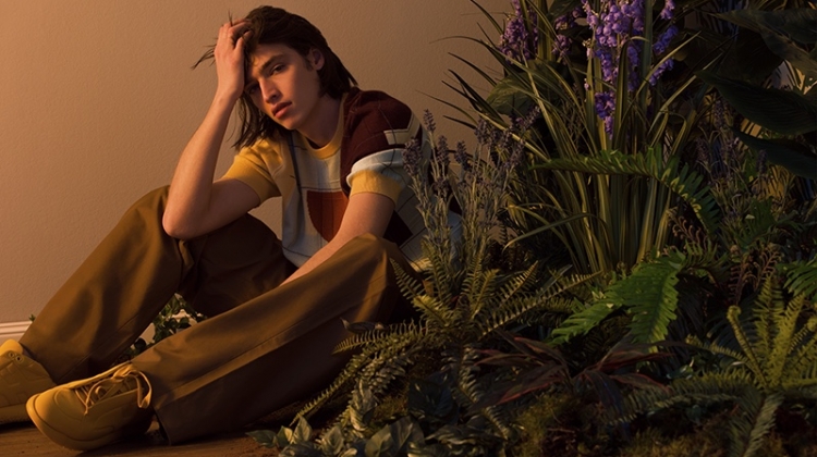 Fresh face Maël dons a casual but refined look from Hermès' spring-summer 2020 collection.