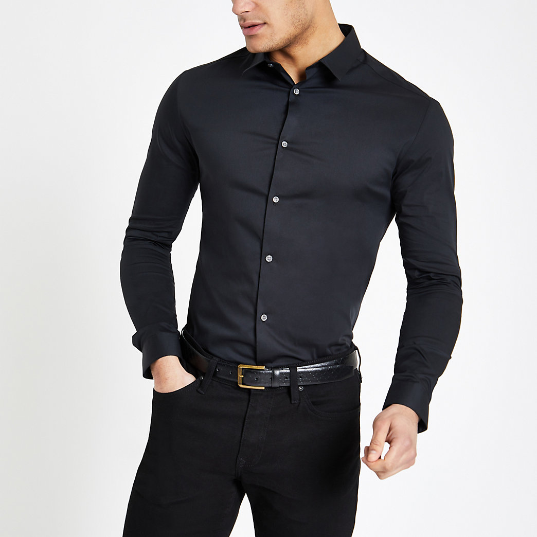 black muscle fit shirt