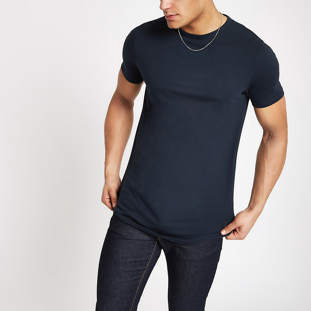 river-island-mens-navy-curved-hem-longline-t-shirt-the-fashionisto