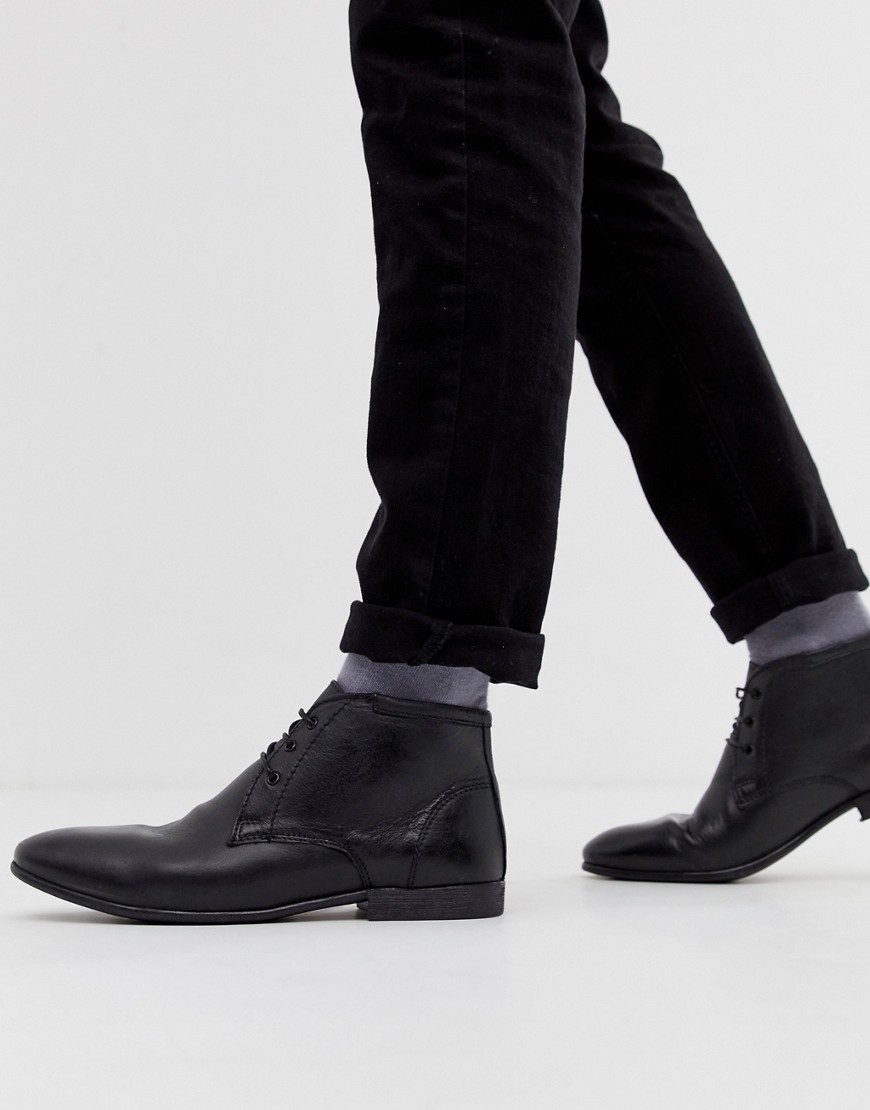 chukka boots black leather