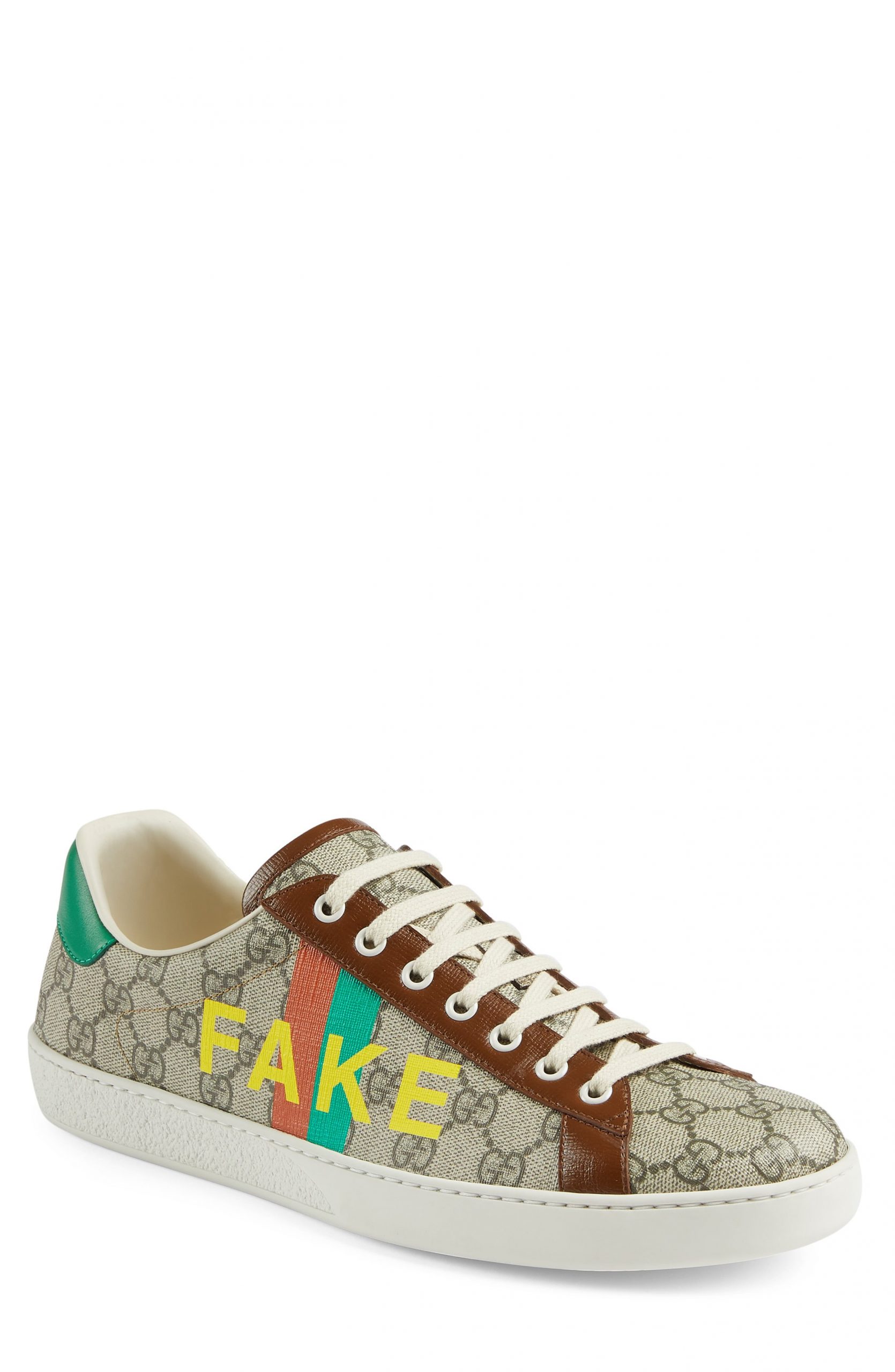 gucci gg supreme low top sneakers