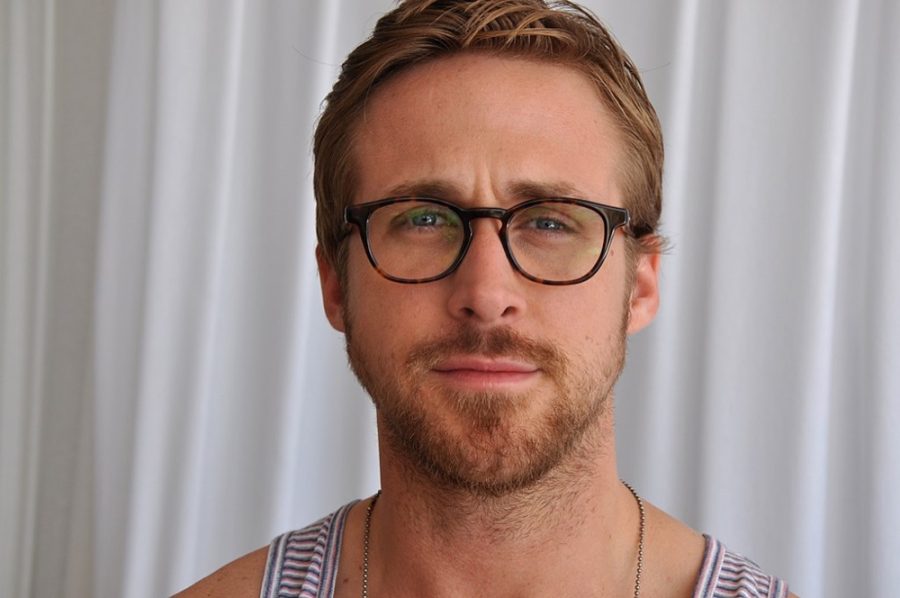 Top 7 Stylish Male Celebs Sporting Glasses 