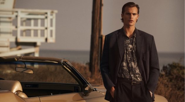 Embracing retro-inspired style, Parker van Noord fronts Zara Man's spring-summer 2021 campaign.