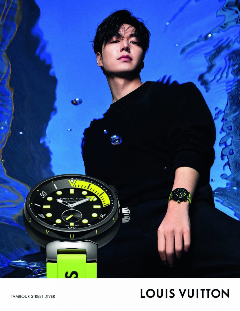 Hands-On: Louis Vuitton Tambour Street Diver Watch