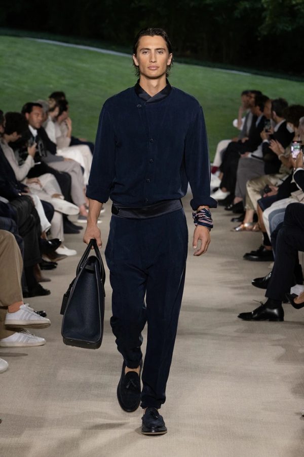 Giorgio Armani Spring 2022 Men's Collection