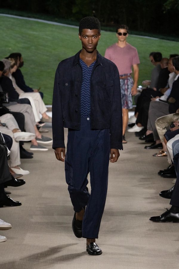 Giorgio Armani Spring 2022 Men's Collection