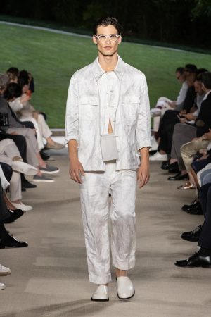 Giorgio Armani Spring 2022 Men's Collection