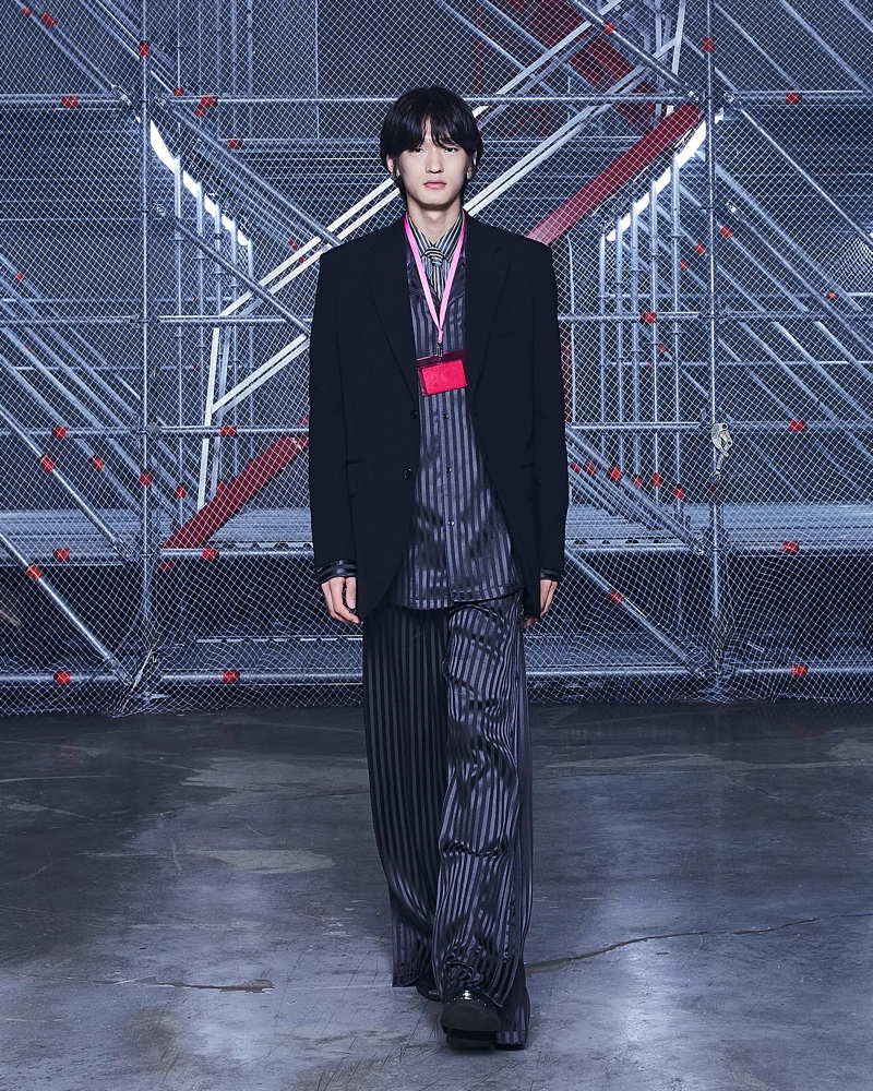 Louis Vuitton Men's Fall 2021 [PHOTOS] – WWD