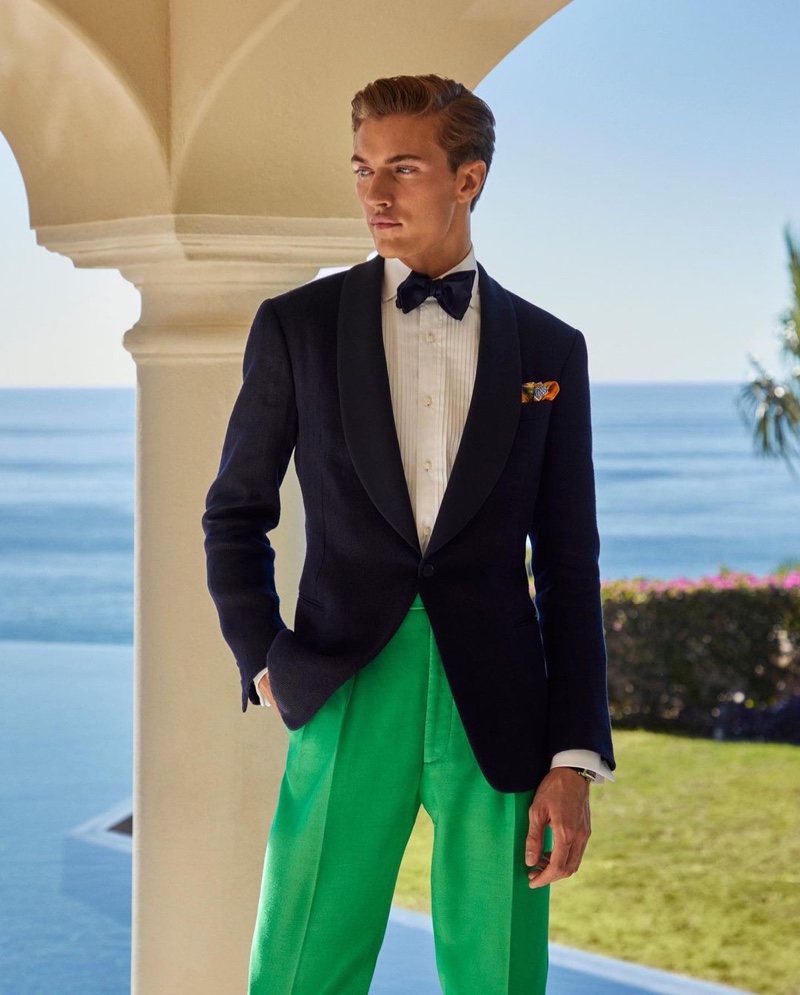 Ralph Lauren on X: Spring 2022 transports Ralph Lauren's acclaimed  menswear brand into a tranquil paradise, replete with cerulean waters and  clear skies Discover #RLPurpleLabelSS22:   #RLPurpleLabel  / X