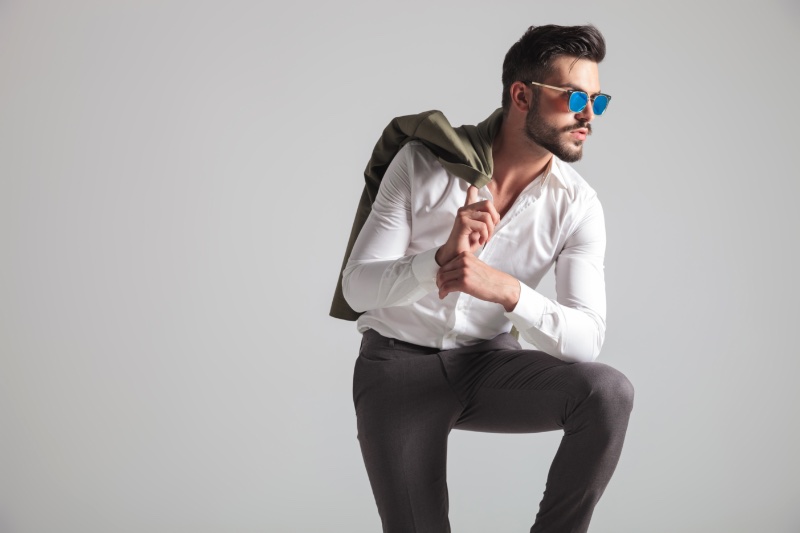 What Are the Pros & Cons of Wearing Polyester? – The Fashionisto