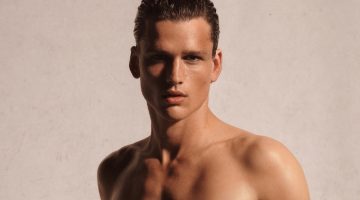 Simon Nessman Model 2022 VMAN 009