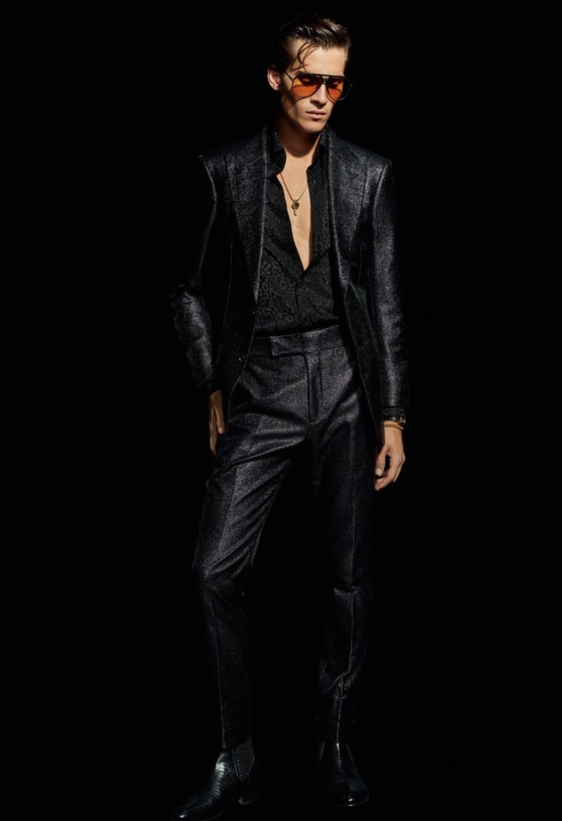 Every Look From Tom Ford Spring/Summer 2023 – CR Fashion Book