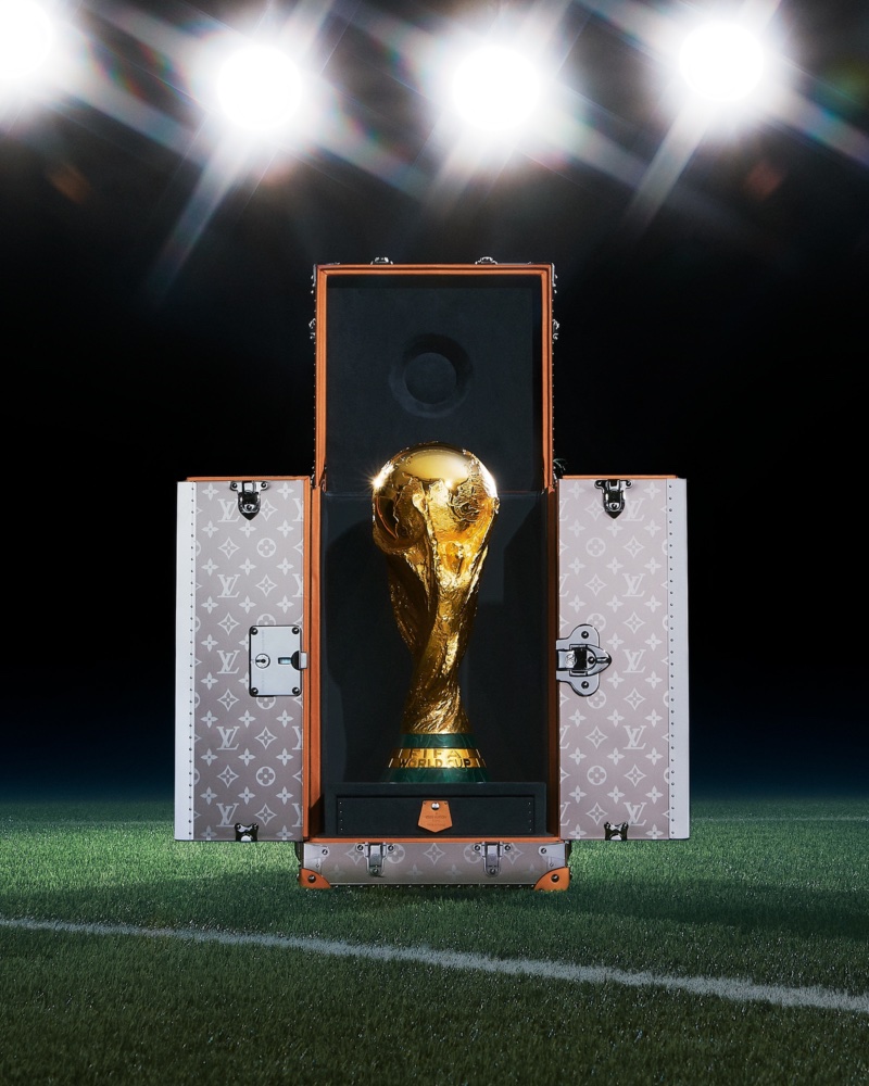 Louis Vuitton Unveils Campaign With Lionel Messi and Cristiano Ronaldo – WWD